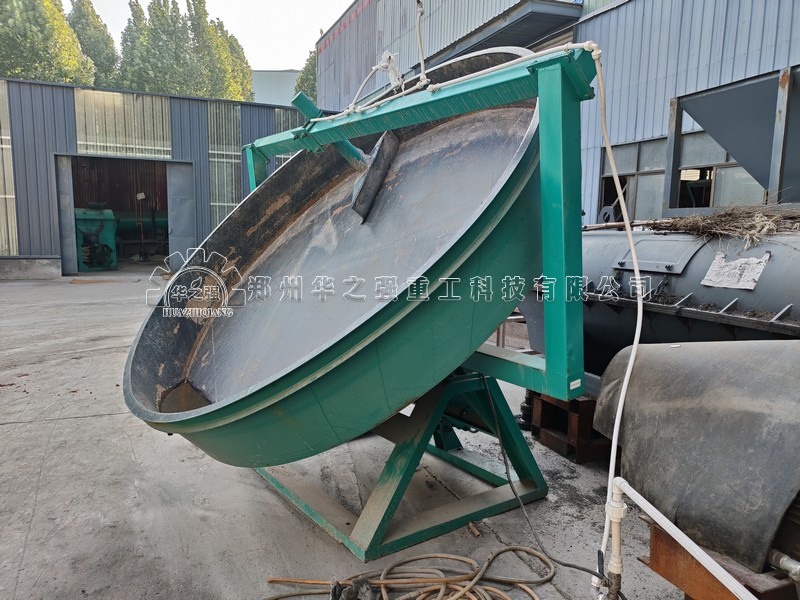 圓盤(pán)造粒機(jī).jpg
